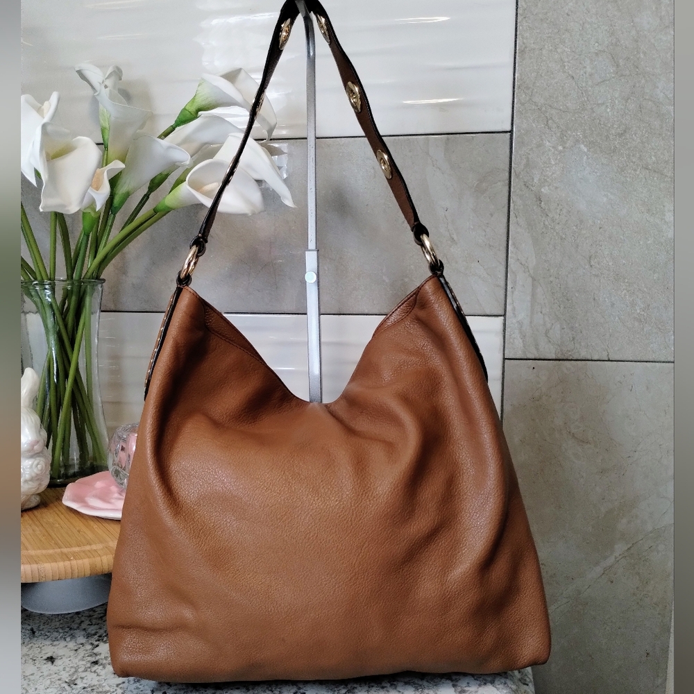 Michael Kors Karson Studded Large Leather Hobo Shoulder Bag - Picture 4 of 10
